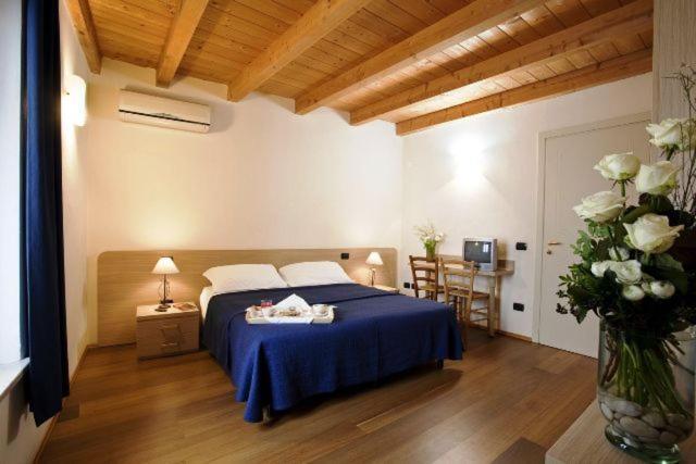 Arena Inn B&B Verona Zimmer foto